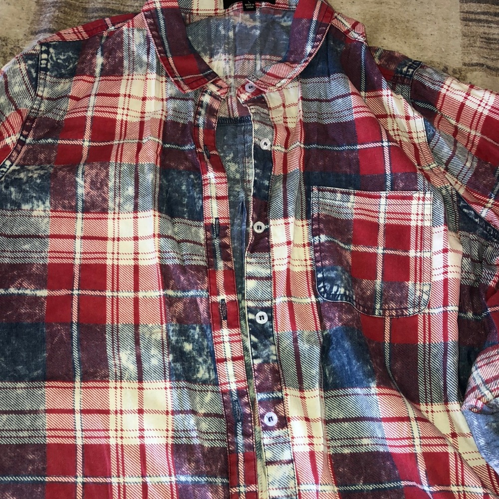 Women’s blouse